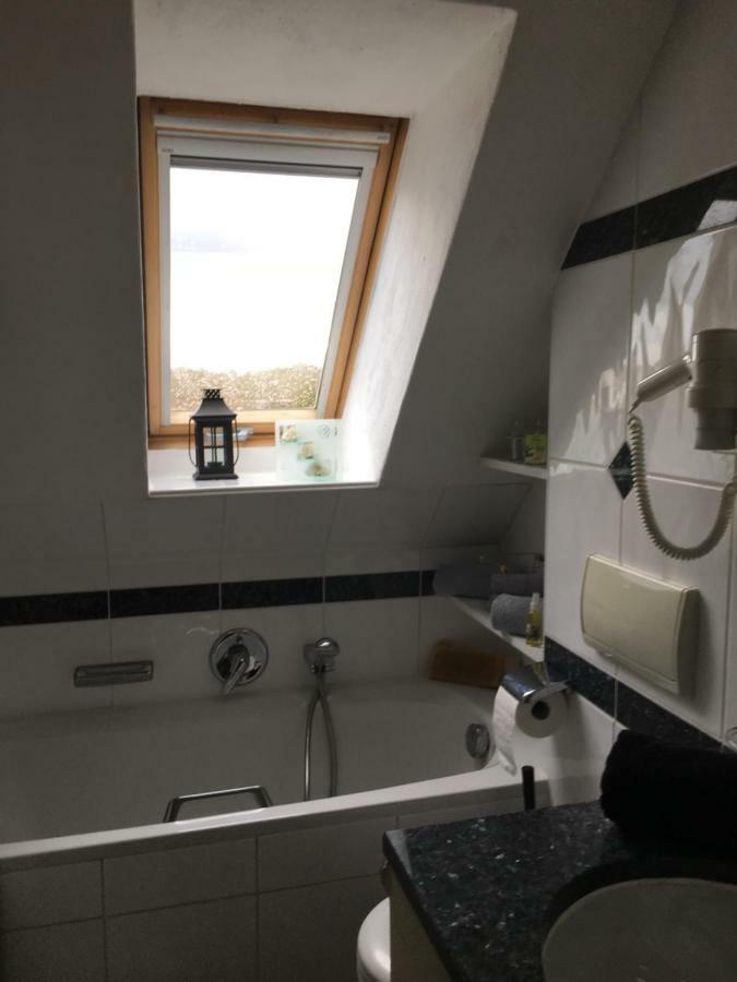 Sonnenappartment In Homburger Solarhaus 홈부르크 외부 사진